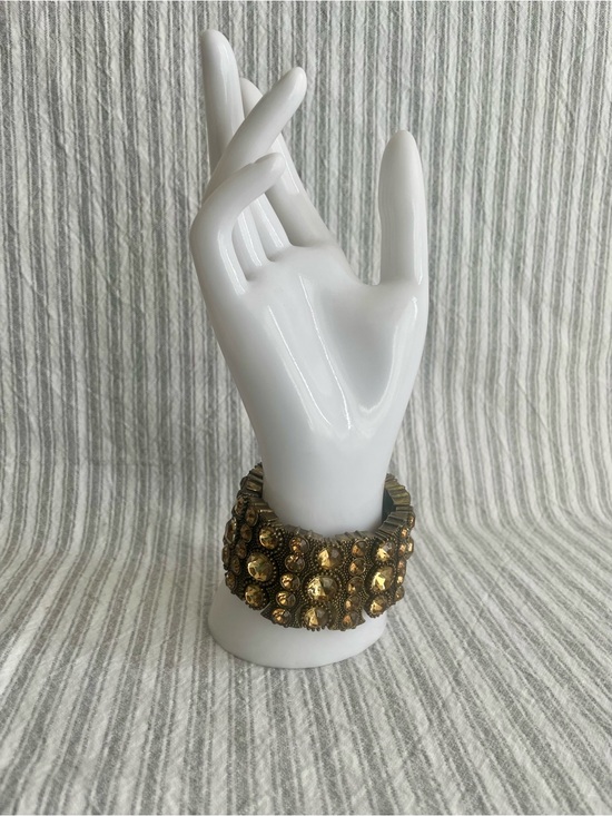 White House Black Market Jewelry - WHITE HOUSE‎ BLACK MARKET Bronze Tone Amber Stretch Cuff Bracelet